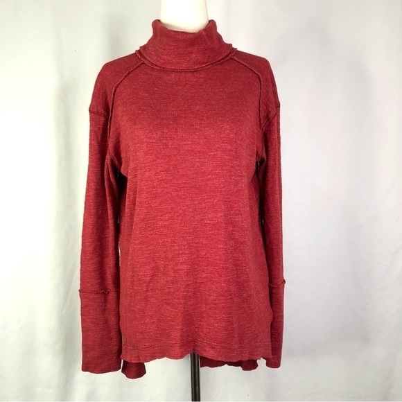 We the Free turtleneck split back cranberry heather red extra long cuffs S - Picture 1 of 8